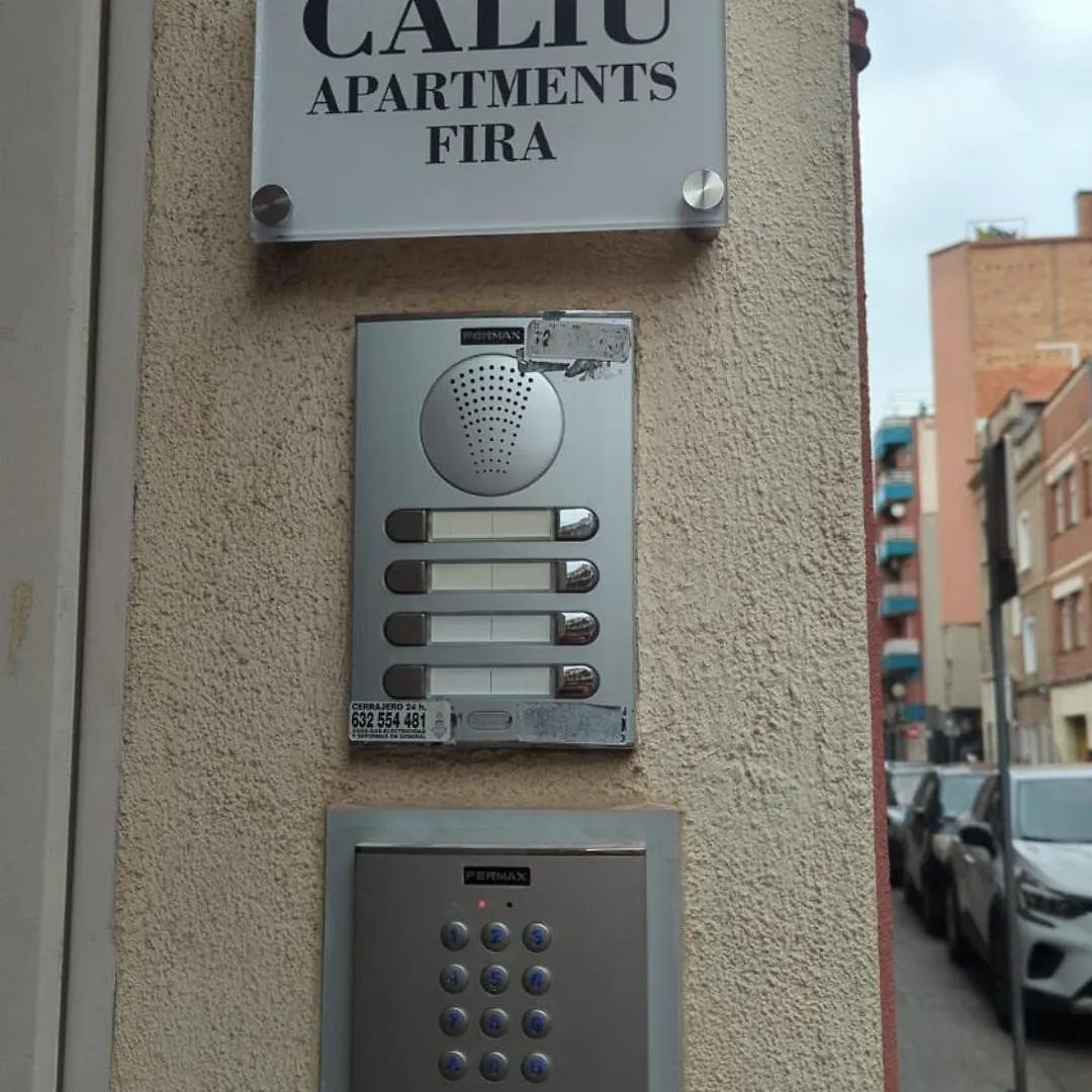 Caliu Apartments Barcelona - Fira L'Hospitalet de Llobregat 0*,  Spagna
