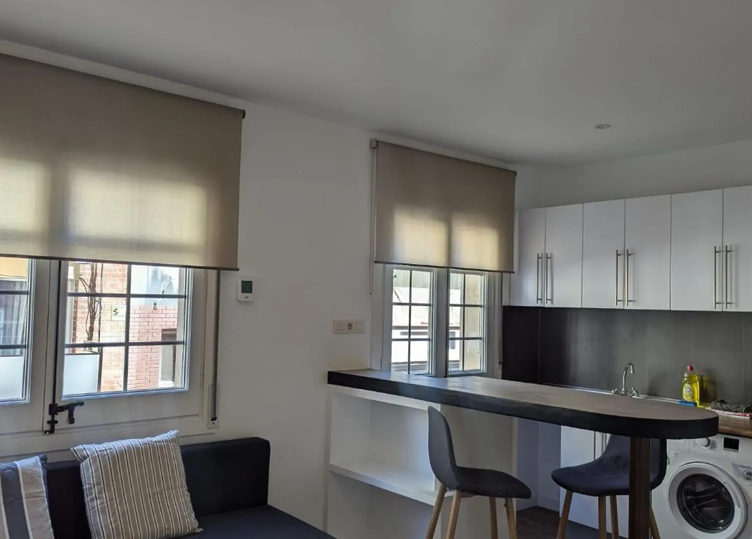 Caliu Apartments Barcelona - Fira L'Hospitalet de Llobregat 0*,