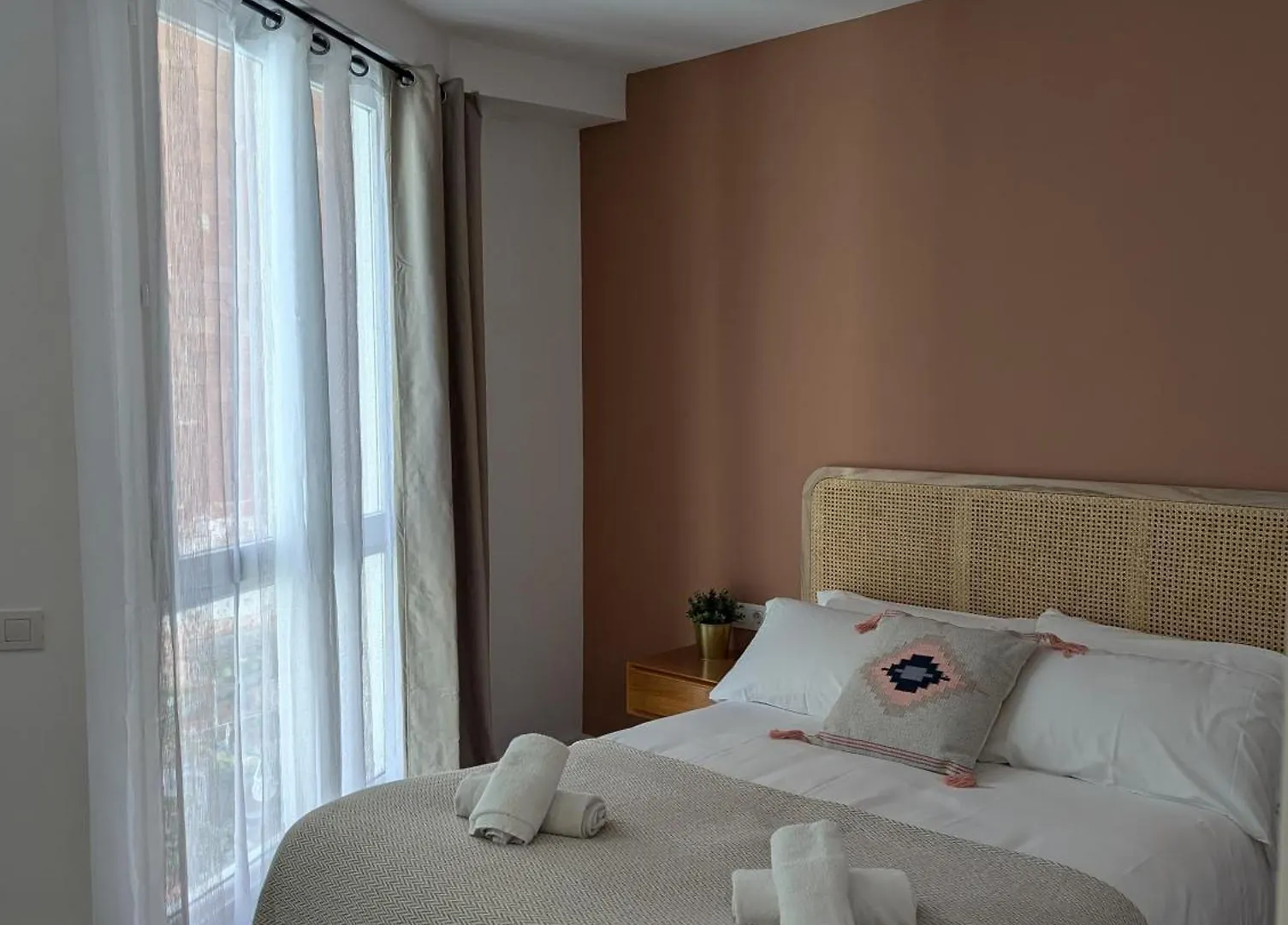 Caliu Apartments Barcelona - Fira L'Hospitalet de Llobregat 0*,