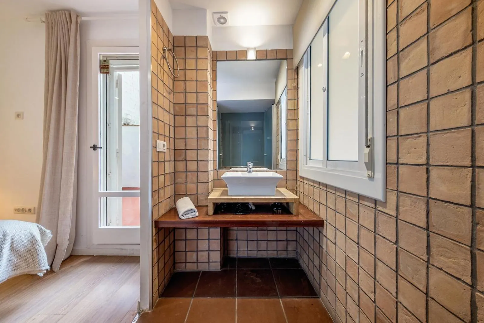 Caliu Apartments Barcelona - Fira L'Hospitalet de Llobregat 0*,
