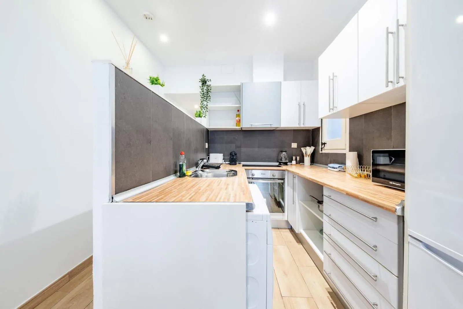 Caliu Apartments Barcelona - Fira L'Hospitalet de Llobregat Spain